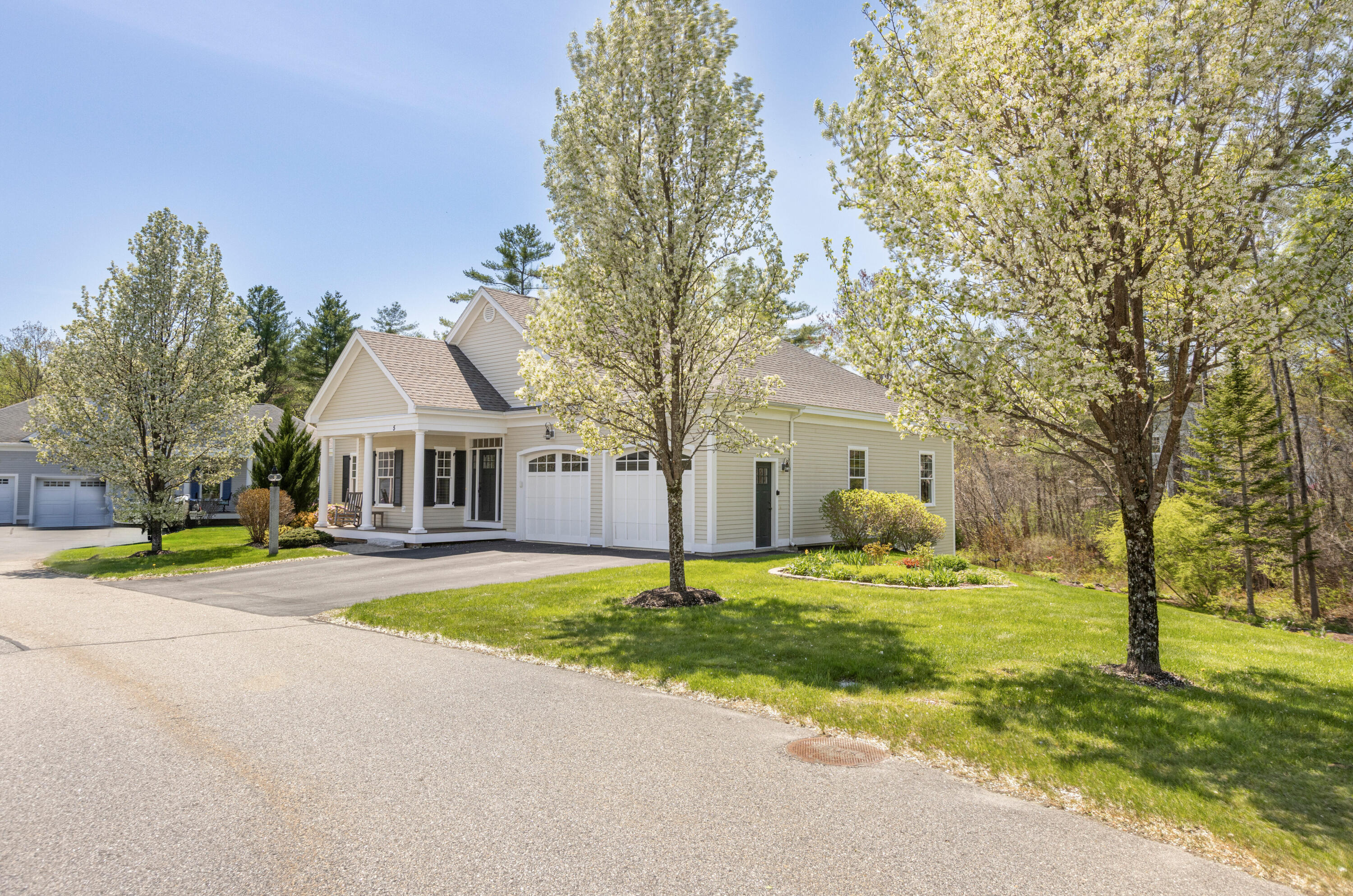 5 Baxter Lane Cumberland Center, ME 04021 - Photo 1 of 65 Front of House