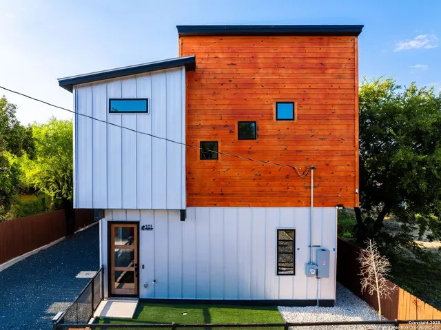 a view of front door of house