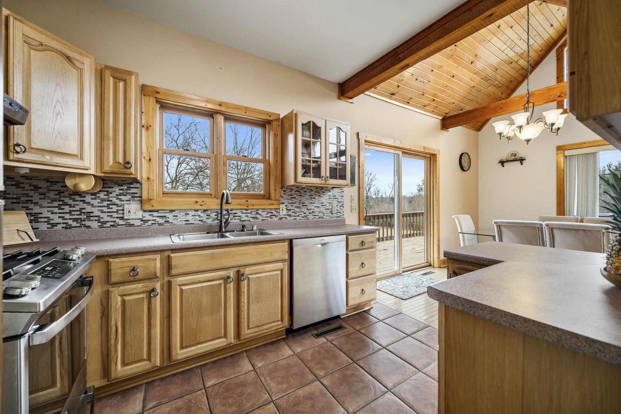 N5568 Johnson Road Richmond, WI 53115 - Photo 14 of 39 ACF9215E-598D-4989-AFC7-DEC1814C0A28