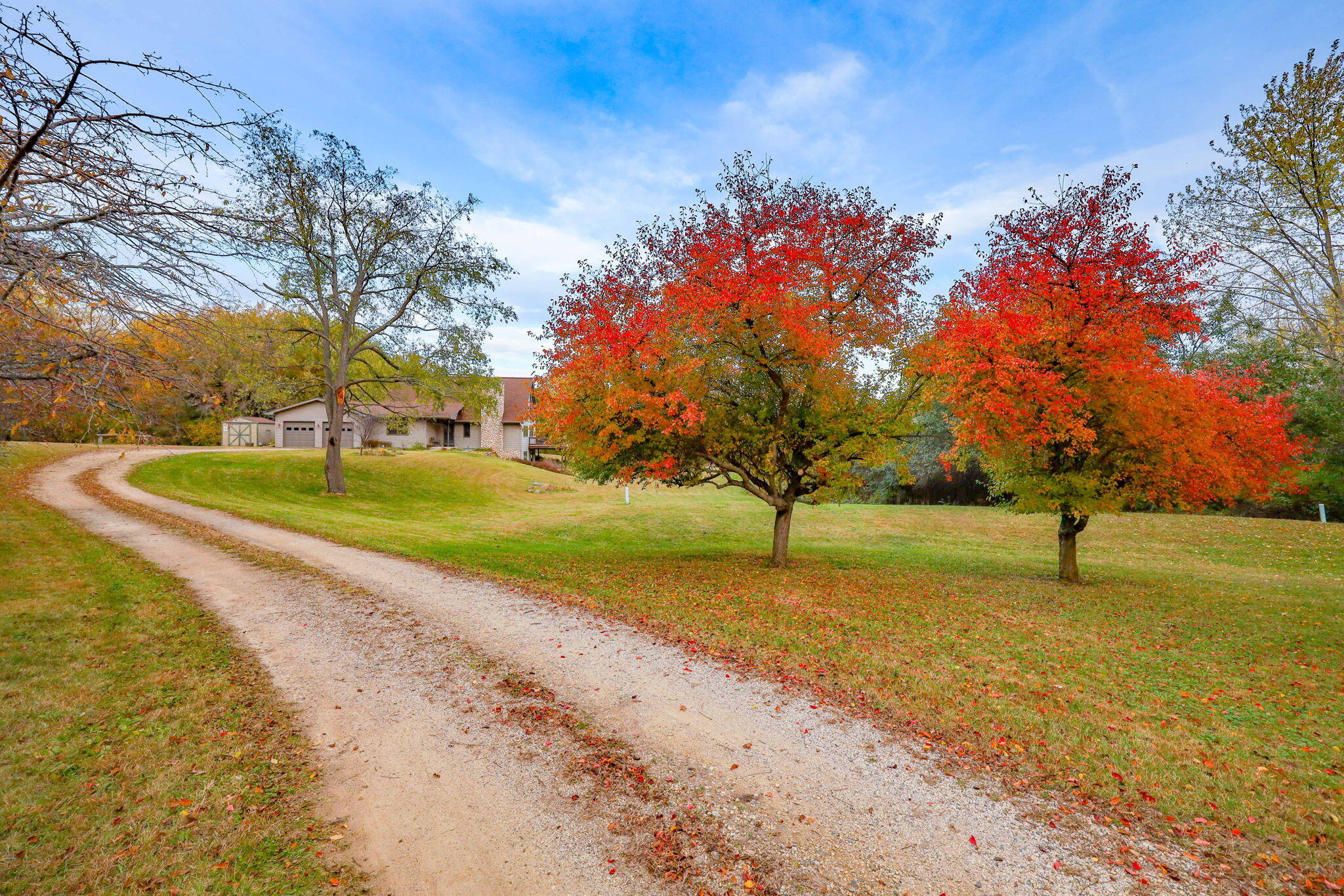 N5568 Johnson Road Richmond, WI 53115 - Photo 3 of 39 EA9EFD59-AE34-4799-86AE-95BF0A9DF5EF