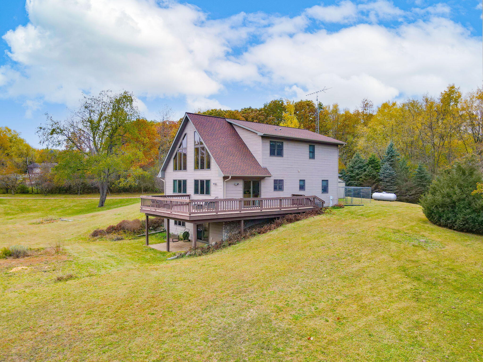 N5568 Johnson Road Richmond, WI 53115 - Photo 4 of 39 71FBB7F9-40CC-4085-8F3A-5B925C63396C
