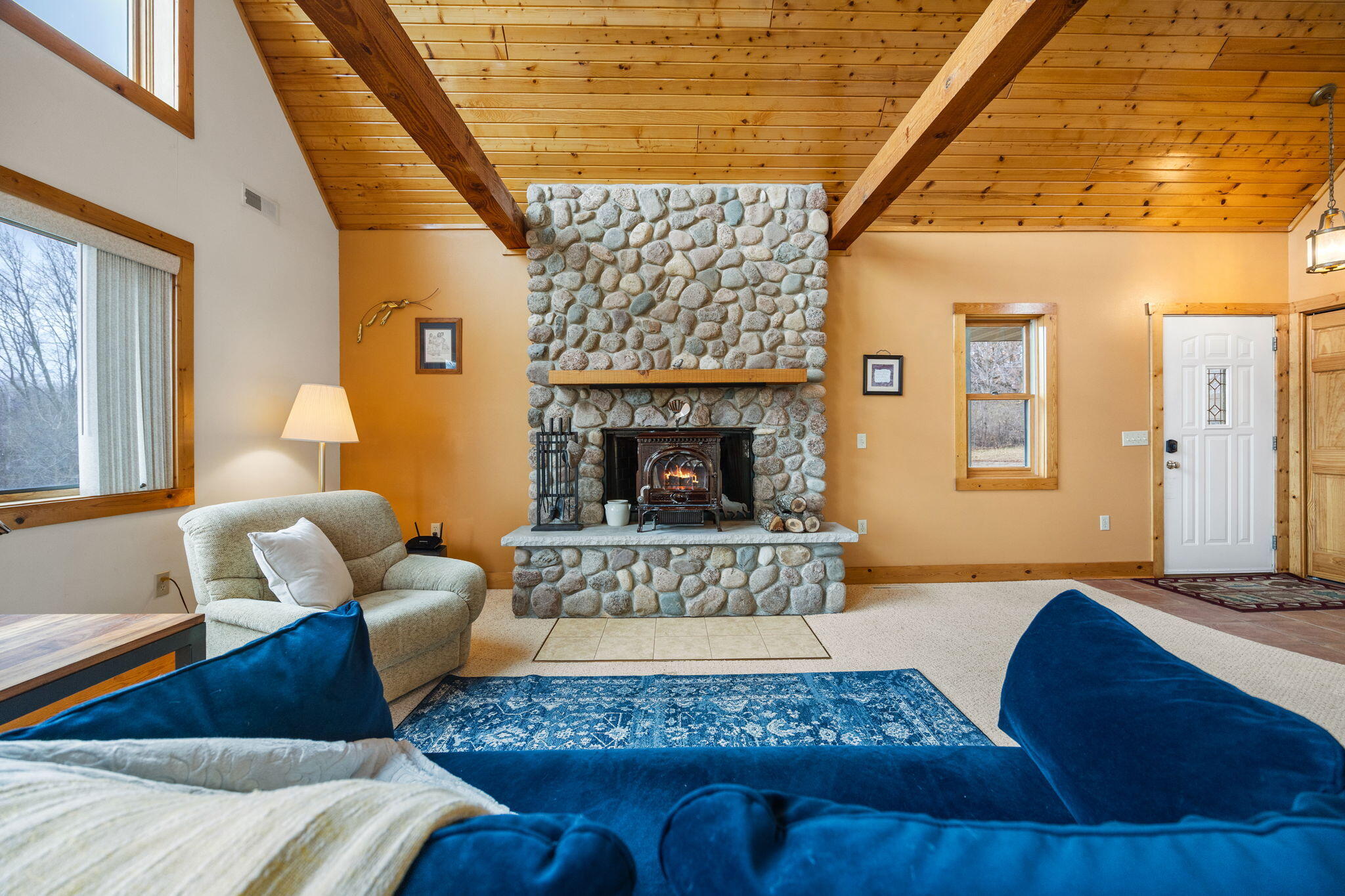 N5568 Johnson Road Richmond, WI 53115 - Photo 8 of 39 FF496999-937E-499A-BD5D-E5508D5FECBA