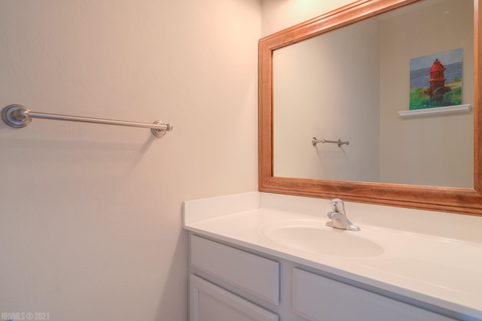 1021 Green Ridge Road Christiansburg, VA 24073 - Photo 18 of 53 Gallery Image 18