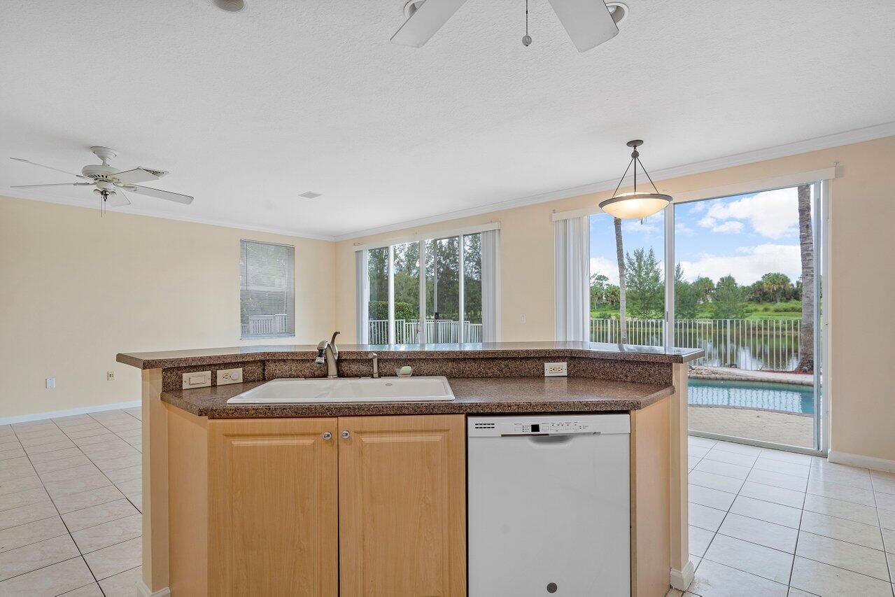 2111 Reston Circle Royal Palm Beach, FL 33411 - Photo 14 of 48 014-2111RestonCircle-RoyalPalmBeach-FL-3
