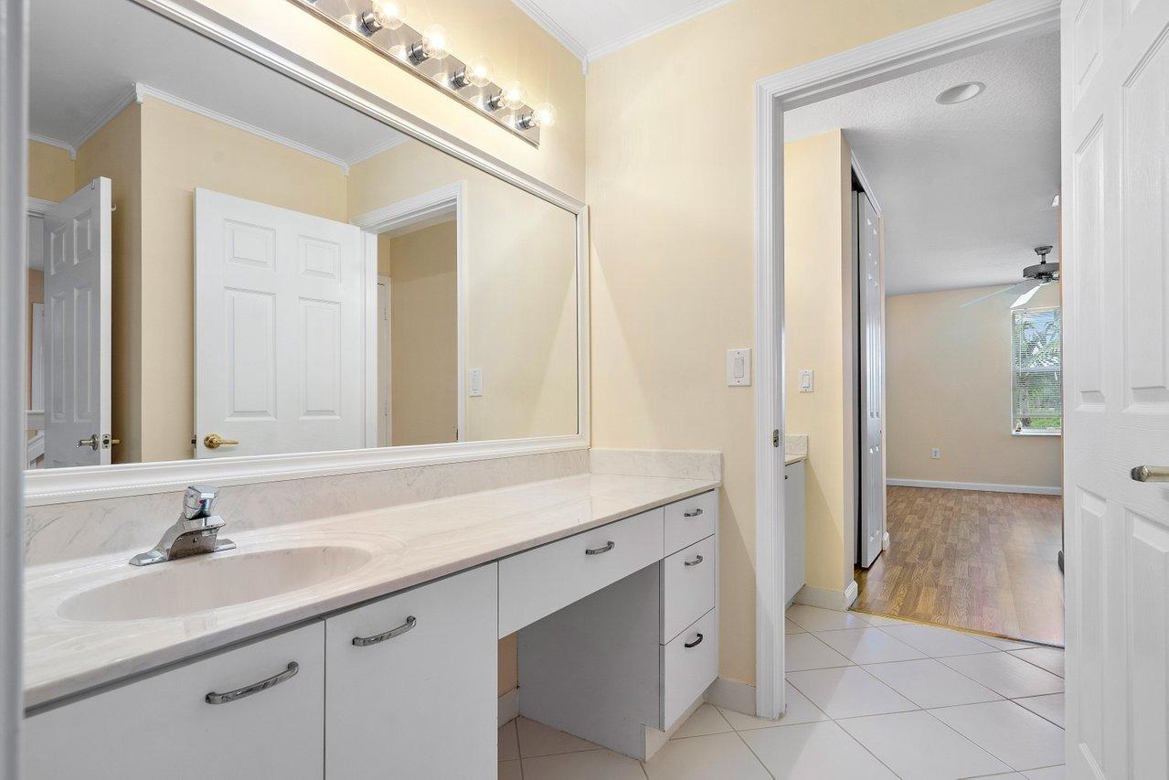 2111 Reston Circle Royal Palm Beach, FL 33411 - Photo 23 of 48 023-2111RestonCircle-RoyalPalmBeach-FL-3