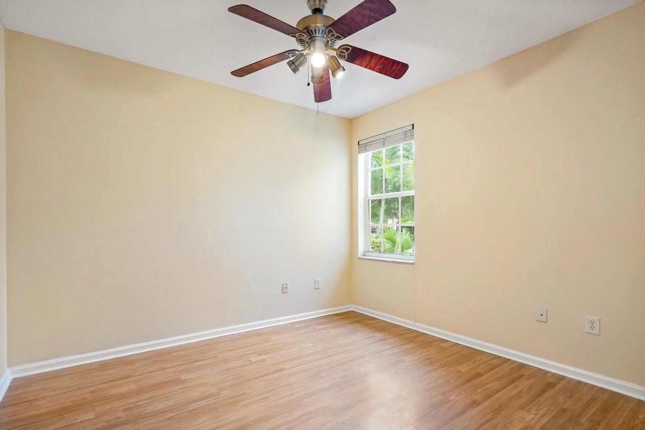 2111 Reston Circle Royal Palm Beach, FL 33411 - Photo 27 of 48 027-2111RestonCircle-RoyalPalmBeach-FL-3