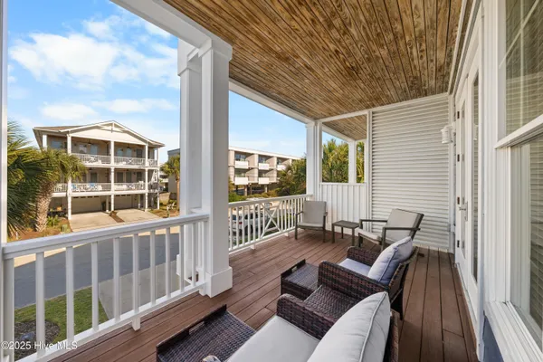 $1,650,000 | 12 East Greensboro Street, Unit A, Wrightsville Beach, NC 28480
