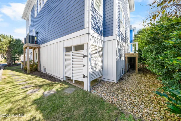 $1,650,000 | 12 East Greensboro Street, Unit A, Wrightsville Beach, NC 28480