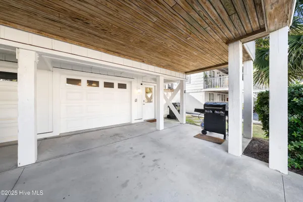 $1,650,000 | 12 East Greensboro Street, Unit A, Wrightsville Beach, NC 28480