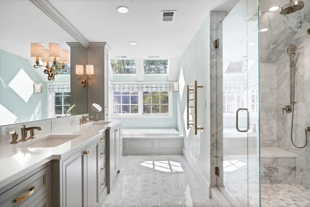 $3,150,000 | 646 Prospect Avenue, Winnetka, IL 60093