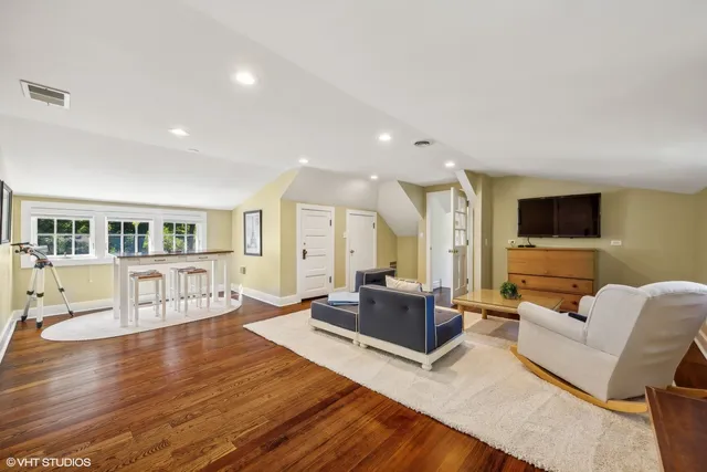 $3,150,000 | 646 Prospect Avenue, Winnetka, IL 60093
