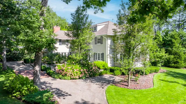 $3,150,000 | 646 Prospect Avenue, Winnetka, IL 60093