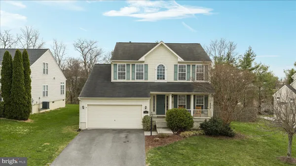 $524,900 | 222 Stephens Run Street, Stephens City, VA 22655