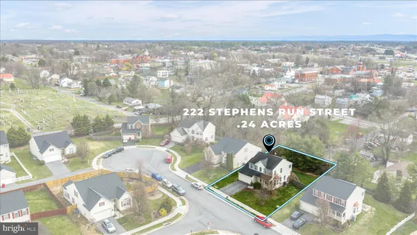 $524,900 | 222 Stephens Run Street, Stephens City, VA 22655
