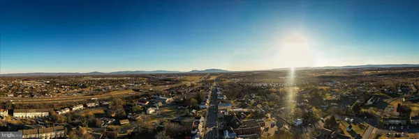 $524,900 | 222 Stephens Run Street, Stephens City, VA 22655