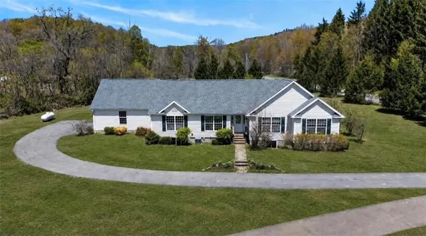 $297,900 | 8628 Garlinghouse Road, Naples, NY 14512