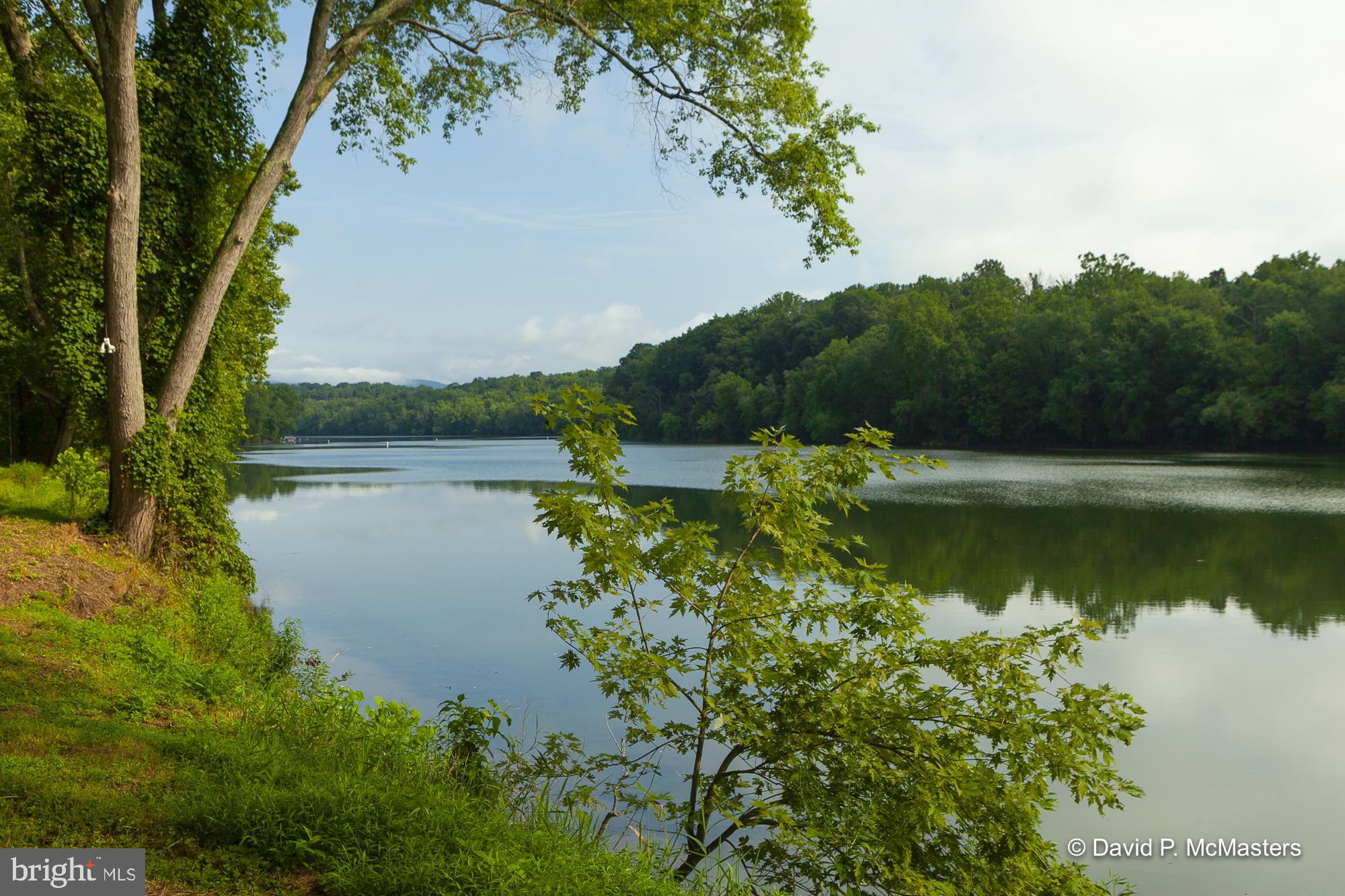 3632 Vineyard Road Falling Waters, WV 25419 - Photo 4 of 56 Deep water for boating Above Dam 5 Private