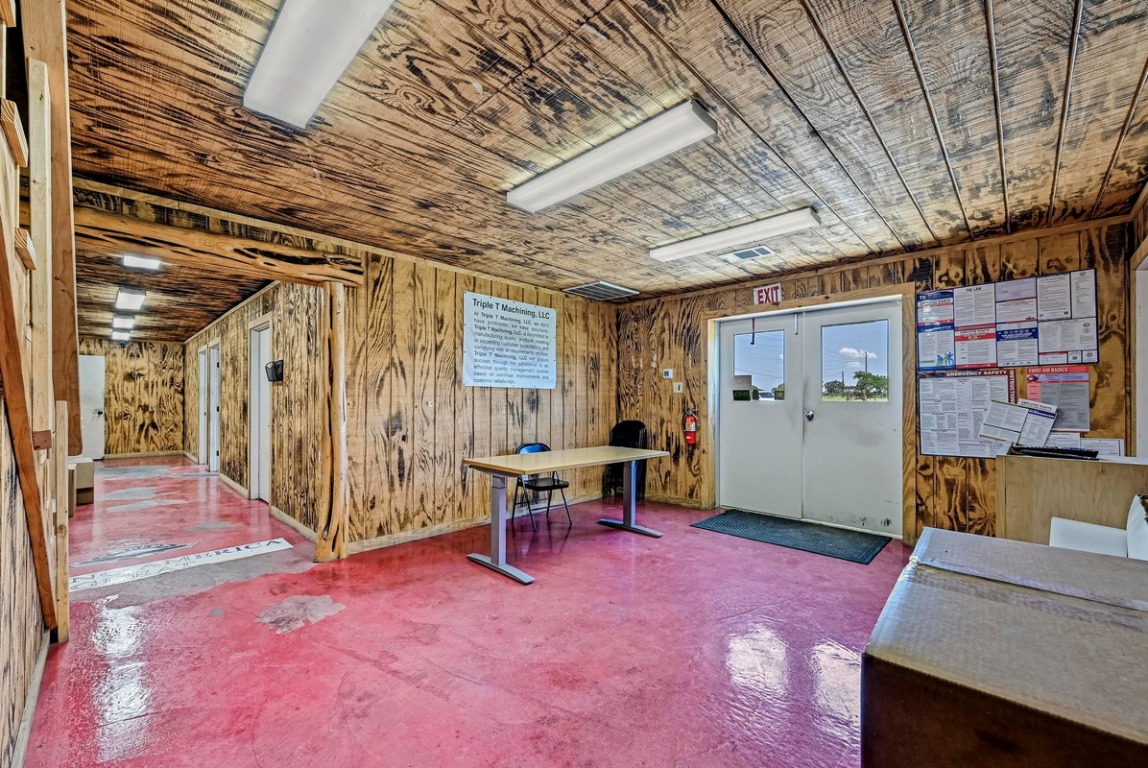 14550 Ranch Road 2338 Georgetown, TX 78633 - Photo 30 of 39