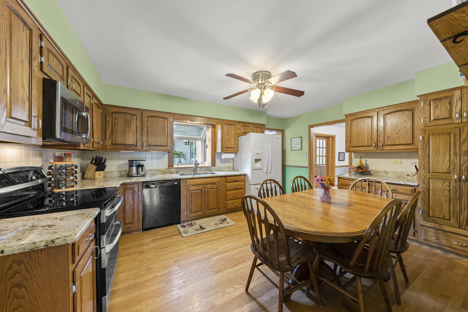 N521 Willow Road Wheaton, IL 60187 - Photo 25 of 64