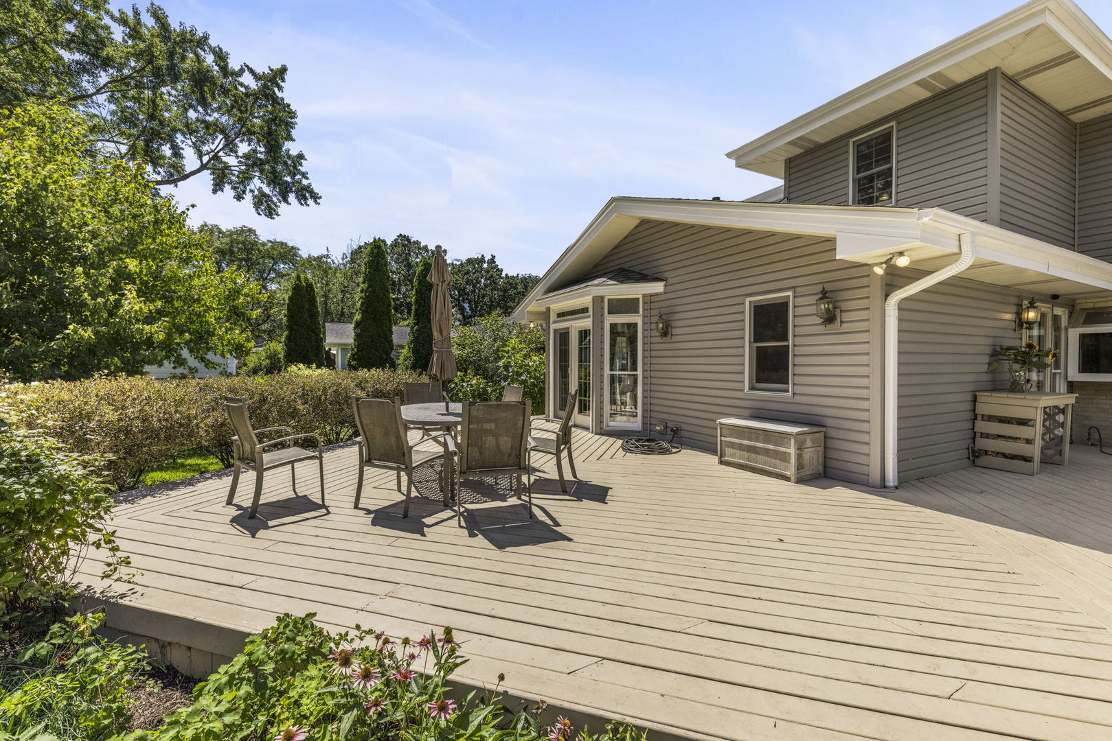 N521 Willow Road Wheaton, IL 60187 - Photo 49 of 64 a view of a house with a patio