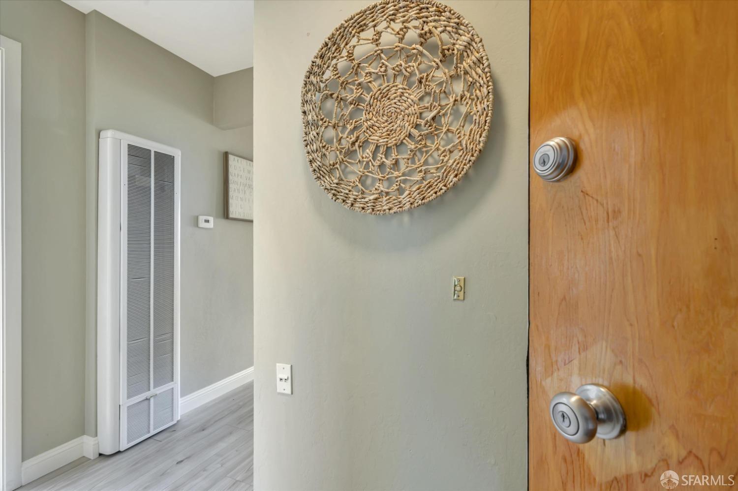 1585 10th Avenue, Unit 3 San Francisco, CA 94122 - Photo 5 of 32