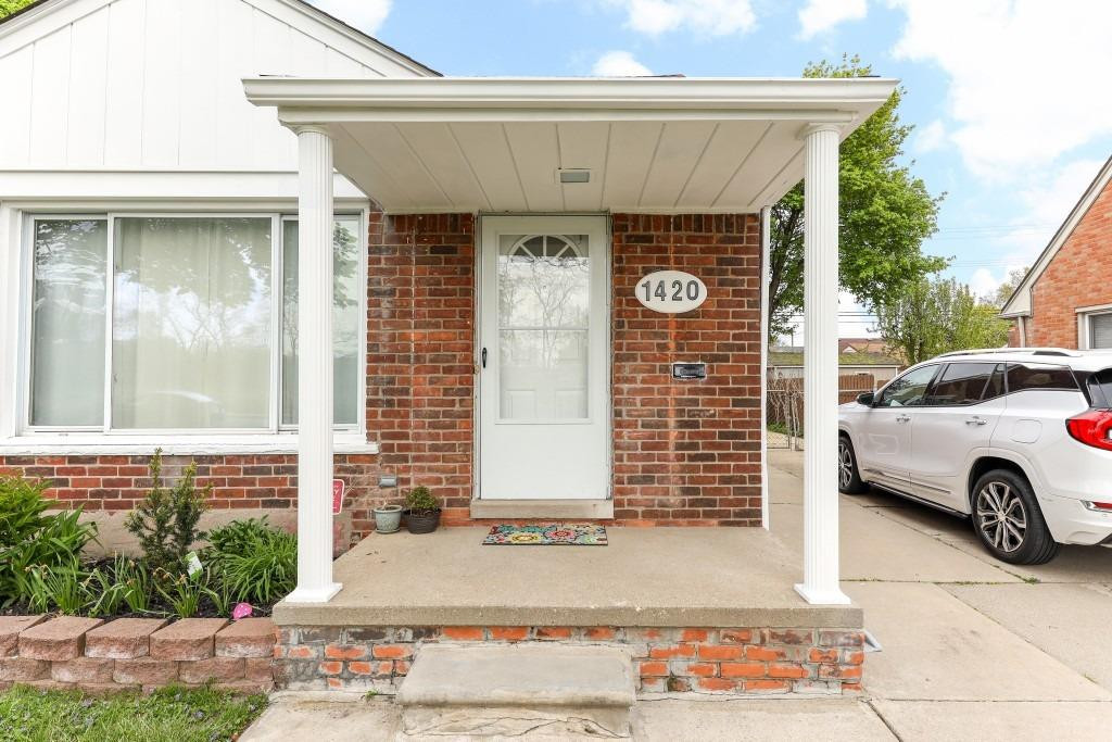 1420 Southfield Road Dearborn, MI 48124 - Photo 5 of 42 Photo 5