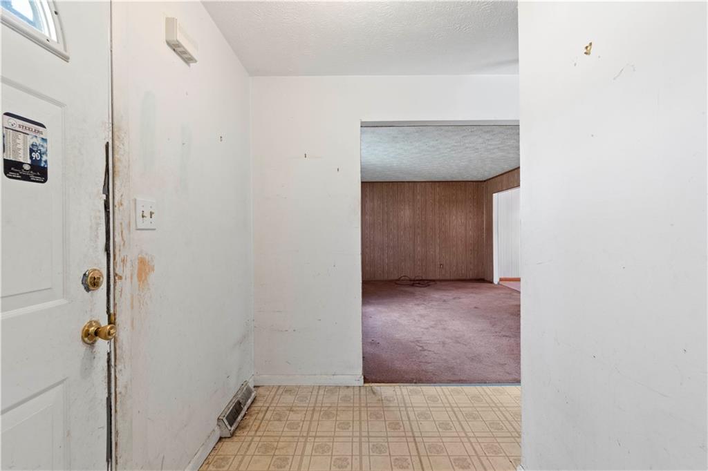 306 Fourth Avenue, Unit 1203 Pittsburgh, PA 15222 - Photo 32 of 40 a view of hallway