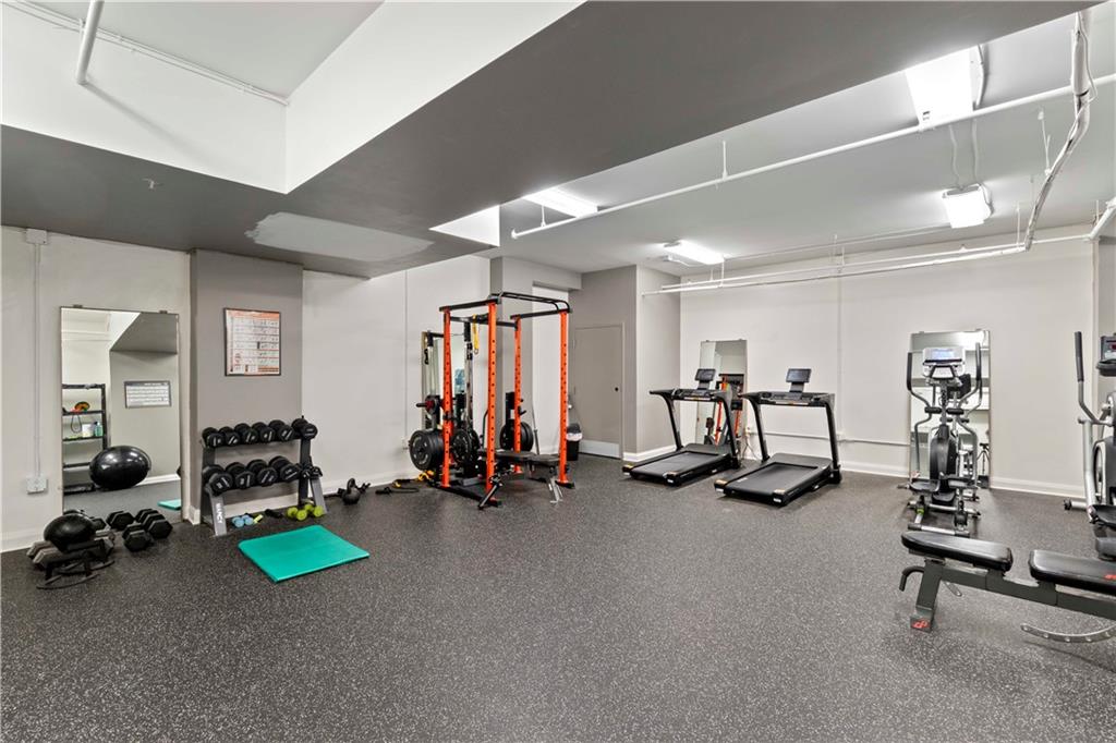 306 Fourth Avenue, Unit 1203 Pittsburgh, PA 15222 - Photo 35 of 40 a view of a room with gym equipment