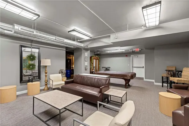 a picture of city view