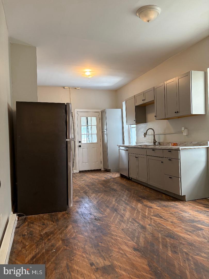 917 High Street Bethlehem, PA 18018 - Photo 5 of 19 Spacious kitchen with vintage charm.