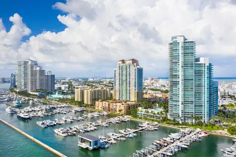 $775,000 | 90 Alton Road, Unit 1005, Miami Beach, FL 33139