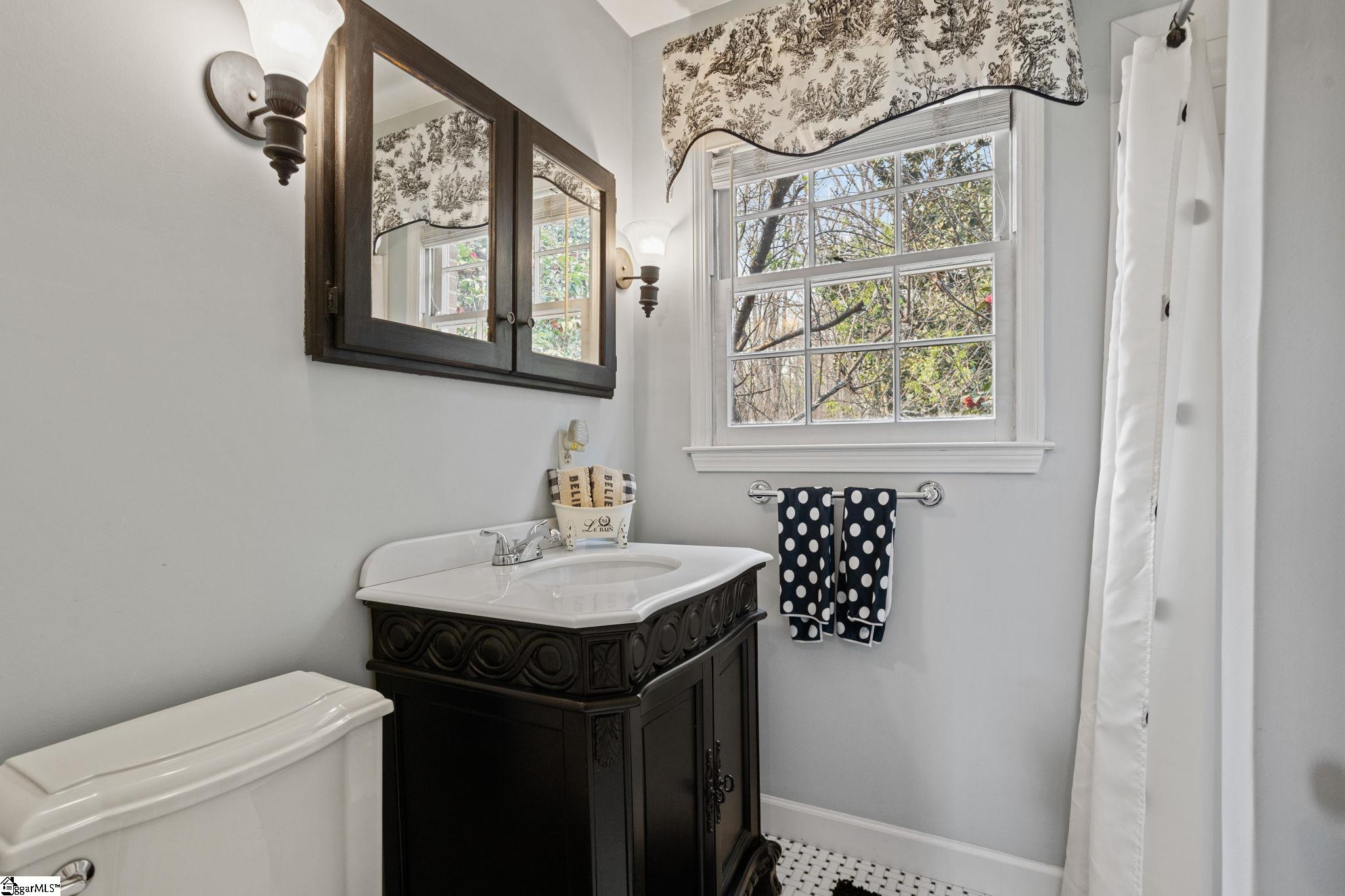 208 McElhaney Road Travelers Rest, SC 29690 - Photo 12 of 25 Gallery Image 12