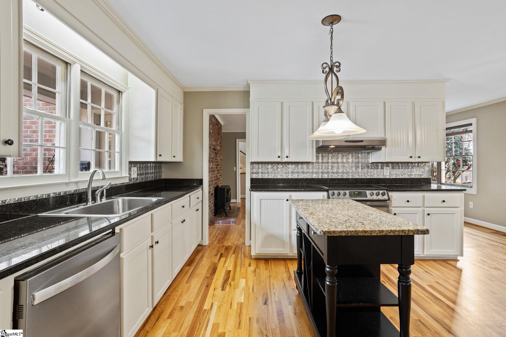 208 McElhaney Road Travelers Rest, SC 29690 - Photo 9 of 25 Gallery Image 9