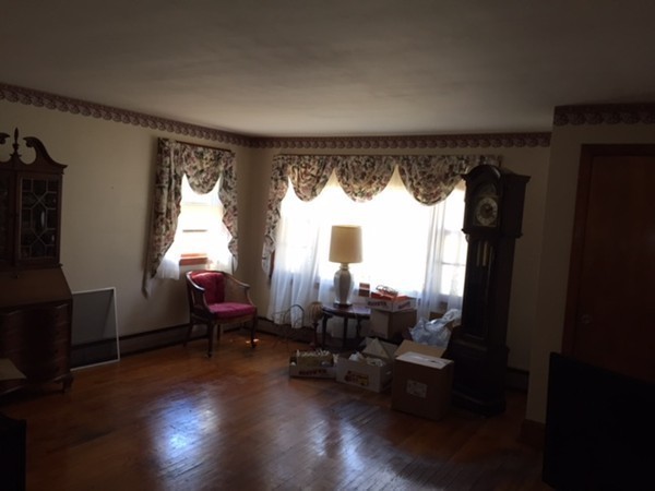 104 Isabel Street Fall River, MA 02721 - Photo 4 of 8