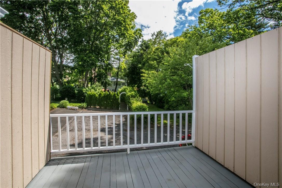 8 Elkan Road Larchmont, NY 10538 - Photo 16 of 21