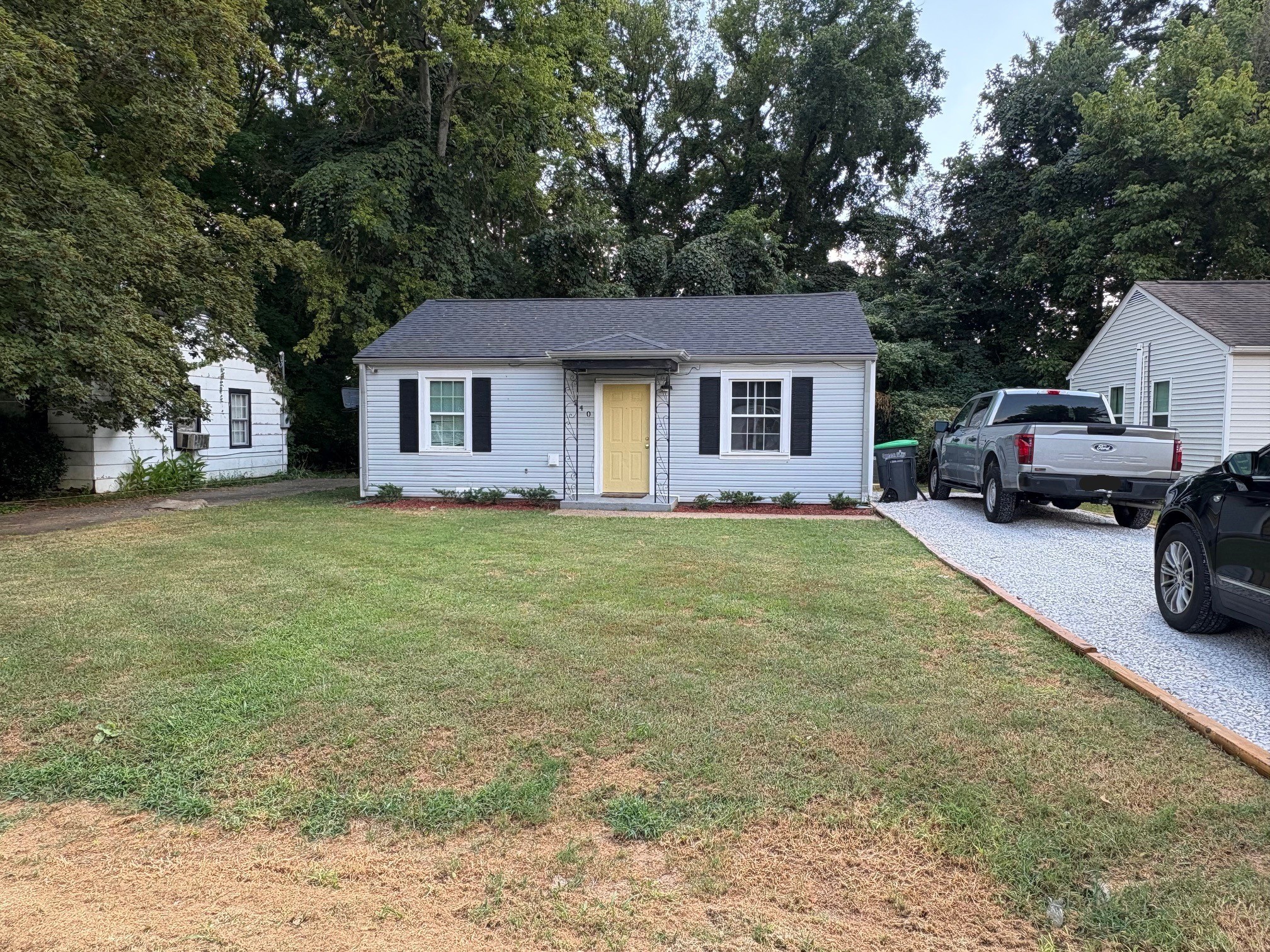 240 Burch Road Clarksville, TN 37042 - Photo 2 of 29