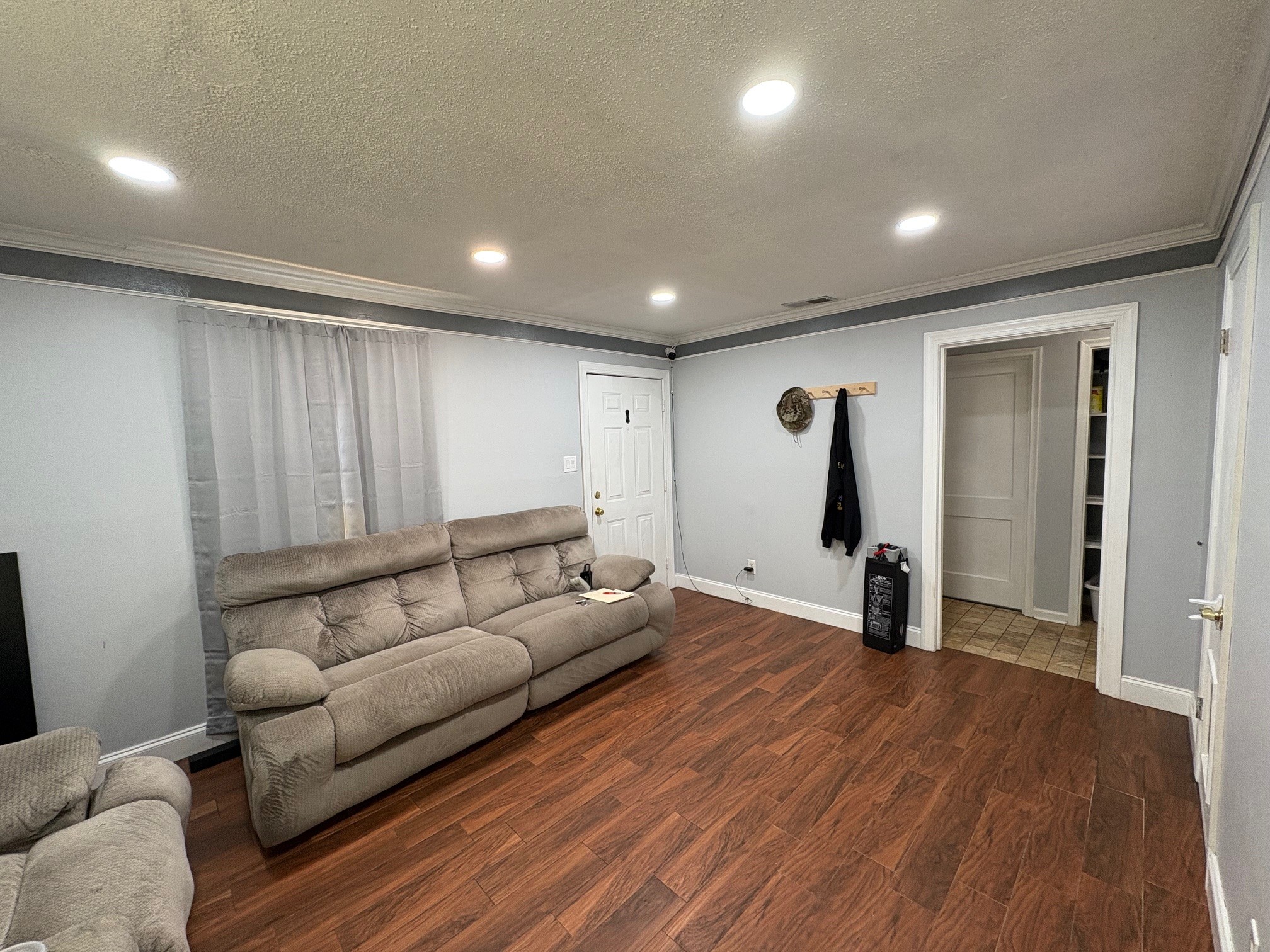 240 Burch Road Clarksville, TN 37042 - Photo 3 of 29