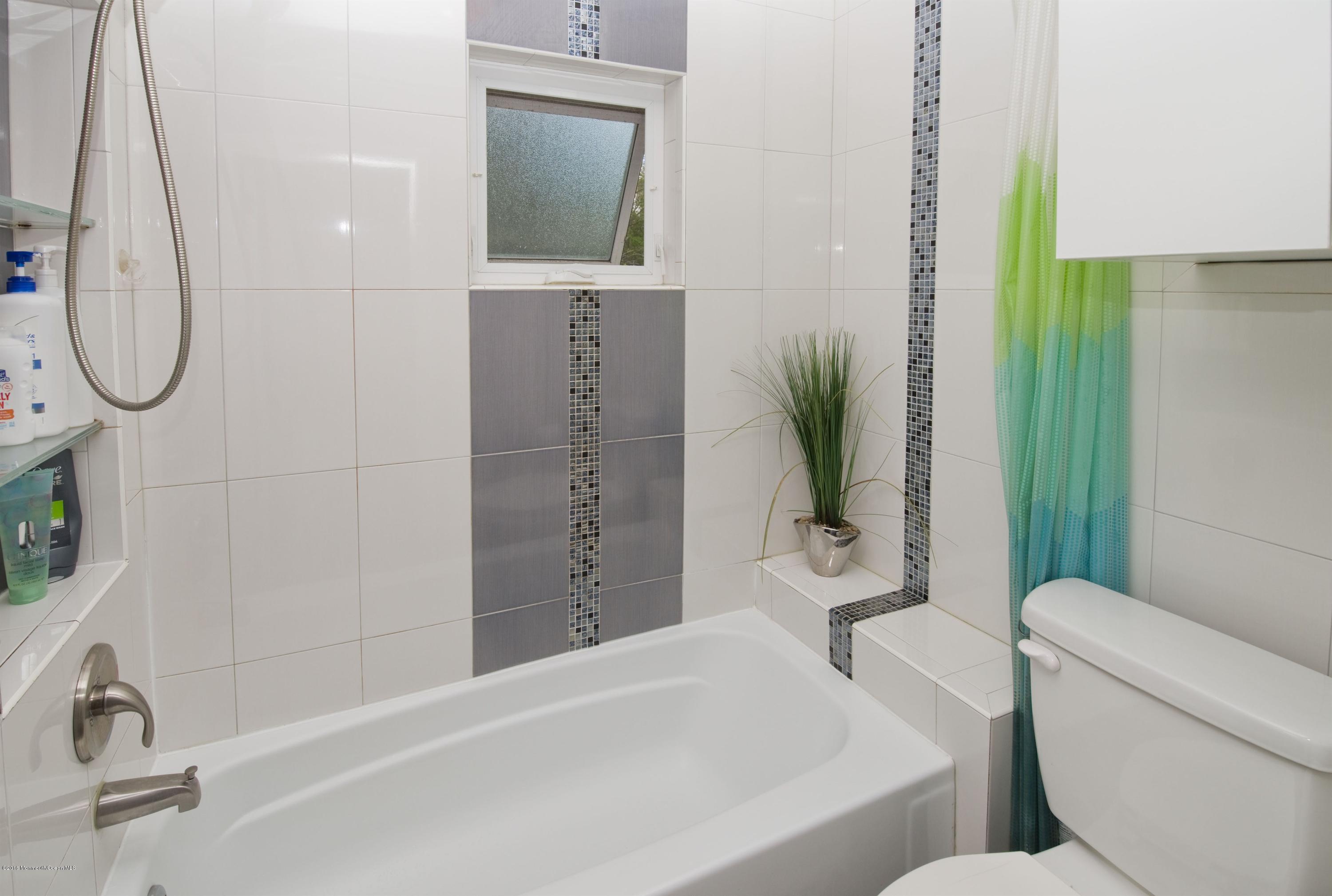304 Ford Road Howell, NJ 07731 - Photo 18 of 30 018_MAIN SUITE BATHROOM