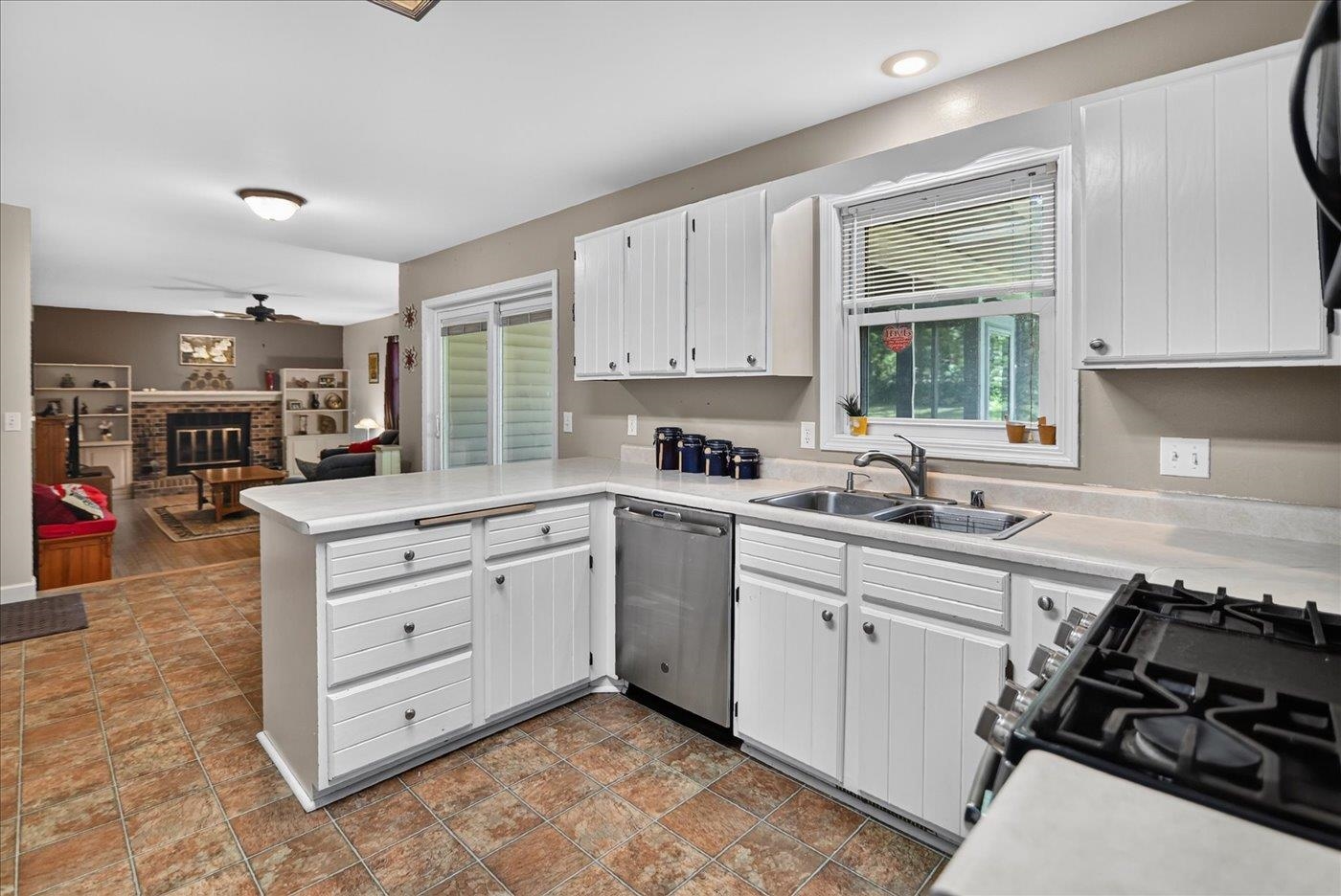 1520 Roby Road Stoughton, WI 53589 - Photo 3 of 23