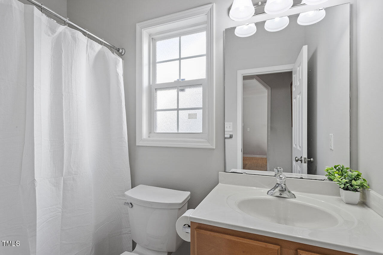 5230 Portside Lane Raleigh, NC 27610 - Photo 18 of 35 5230 Portside Lane_21