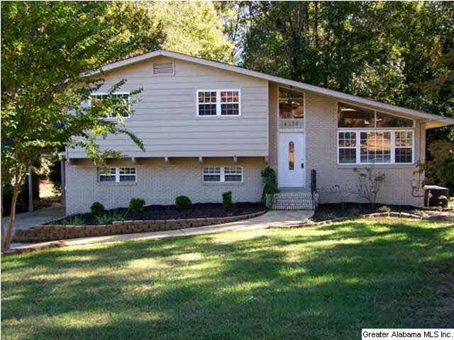 4130 Springhill Drive Anniston, AL 36201 - Photo 2 of 30