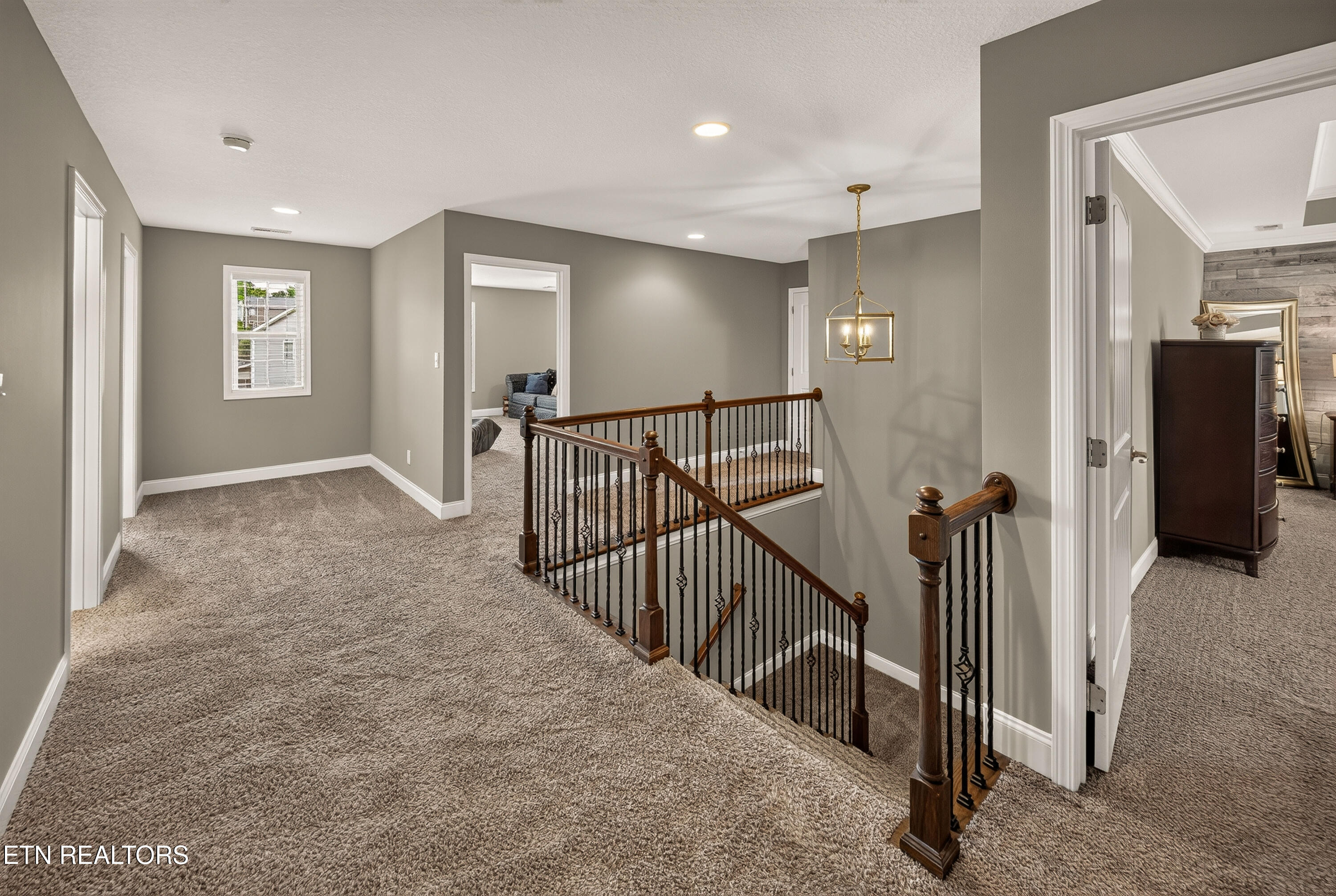 7373 Ladd Road Powell, TN 37849 - Photo 23 of 42 L40A3500