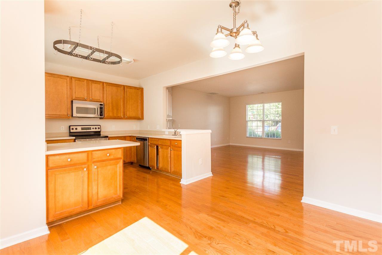 8525 Mt Valley Lane Raleigh, NC 27613 - Photo 8 of 23
