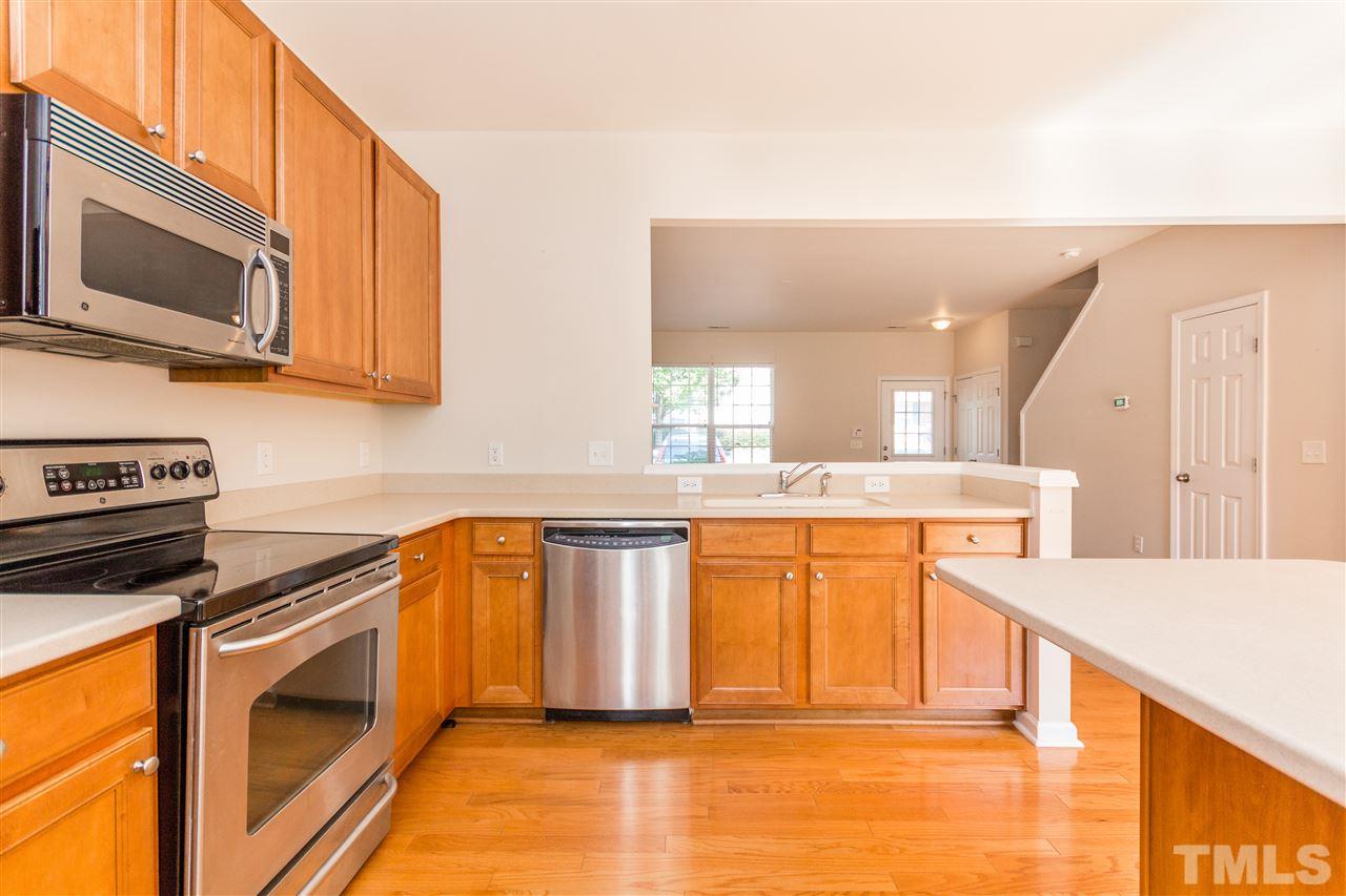 8525 Mt Valley Lane Raleigh, NC 27613 - Photo 10 of 23