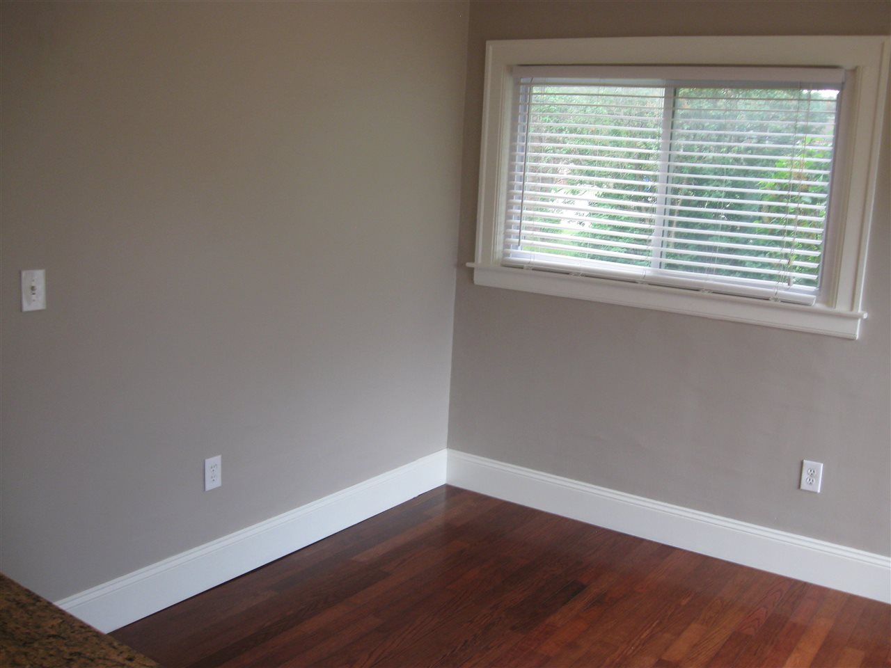 25925 South River Road Harrison Township, MI 48045 - Photo 19 of 44 31349318-18.JPG