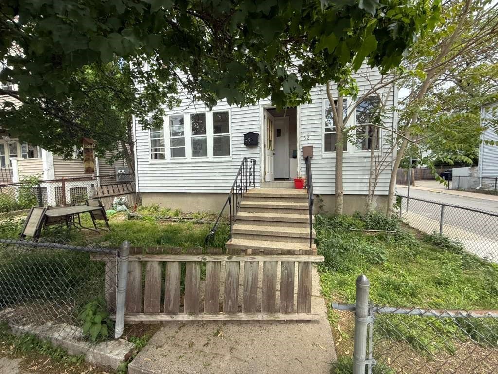 50 Raymond Street, Unit 1 Boston, MA 02134 - Photo 4 of 22