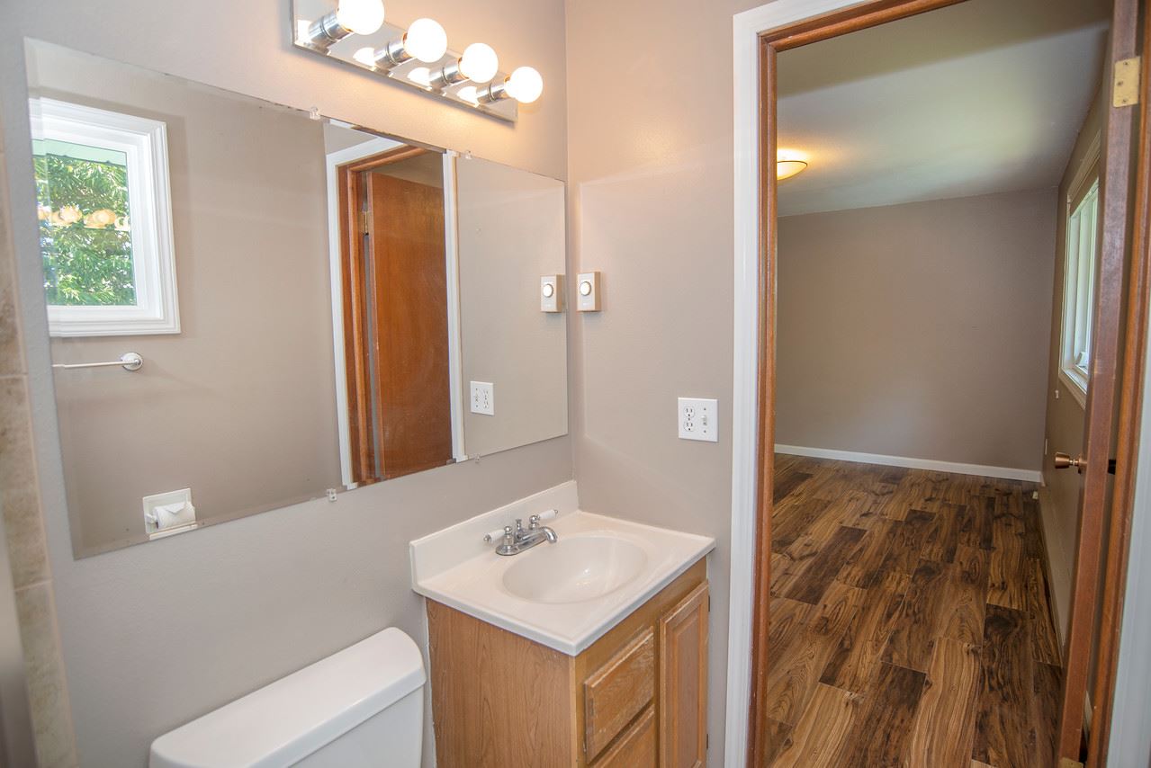 1103 South Blake Road Spokane Valley, WA 99216 - Photo 13 of 20