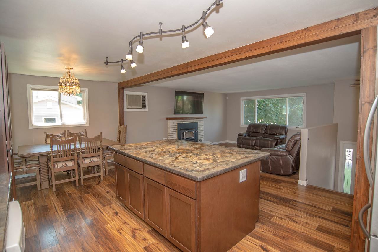 1103 South Blake Road Spokane Valley, WA 99216 - Photo 5 of 20
