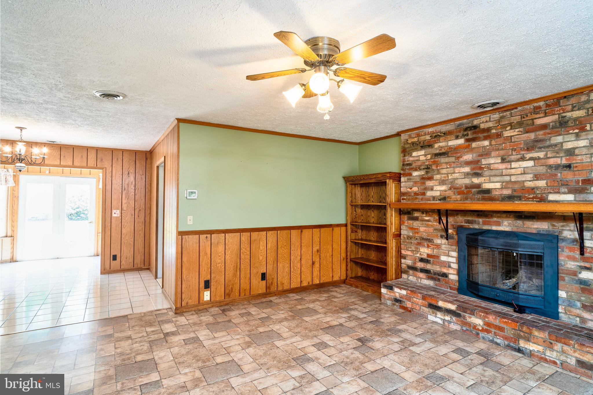 28484 Raccoon Ford Road Burr Hill, VA 22433 - Photo 12 of 48 Gas Fireplace can revert back to wood.