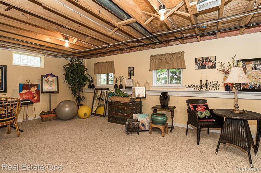 1083 Churchill Circle, Unit 77 Rochester, MI 48307 - Photo 51 of 61